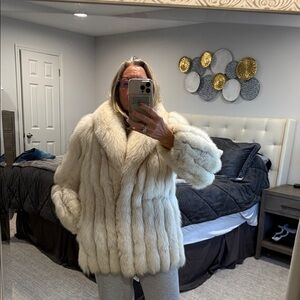 Vintage Woman's Natural Blue Fox Fur Jacket